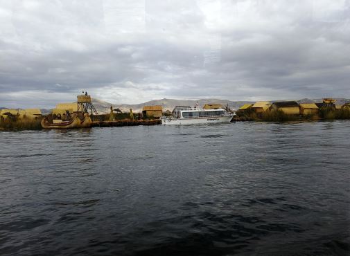 Lake_Titicaca